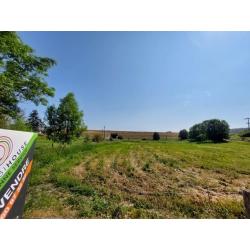 LAVAUX-STE-ANNE : grote grond van 42a 53ca – VAS1449