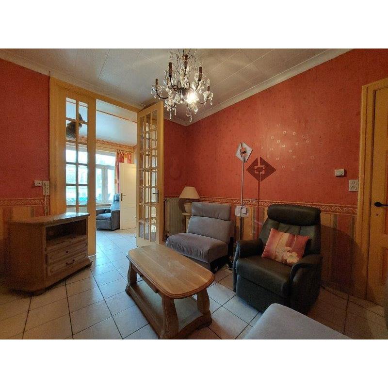 BERTRIX : Ruim karaktervol huis, 2 garages, tuin – VAS1474