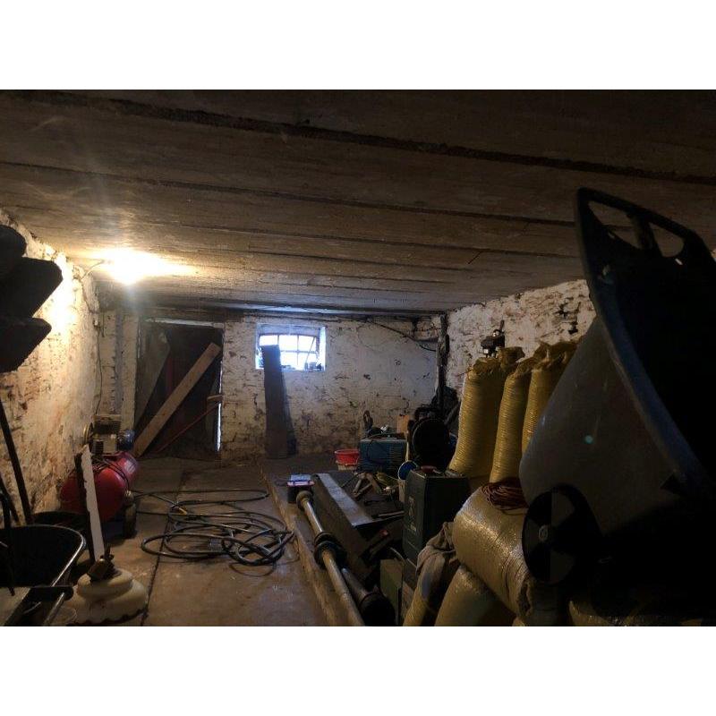 JODENVILLE (Vaux-sur-Sûre): landelijk gebouw op 11a51ca – VVSS002