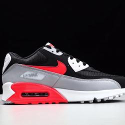 Nike air max 90 maat 35 t/m 46 verschillende kleuren €40 made in China