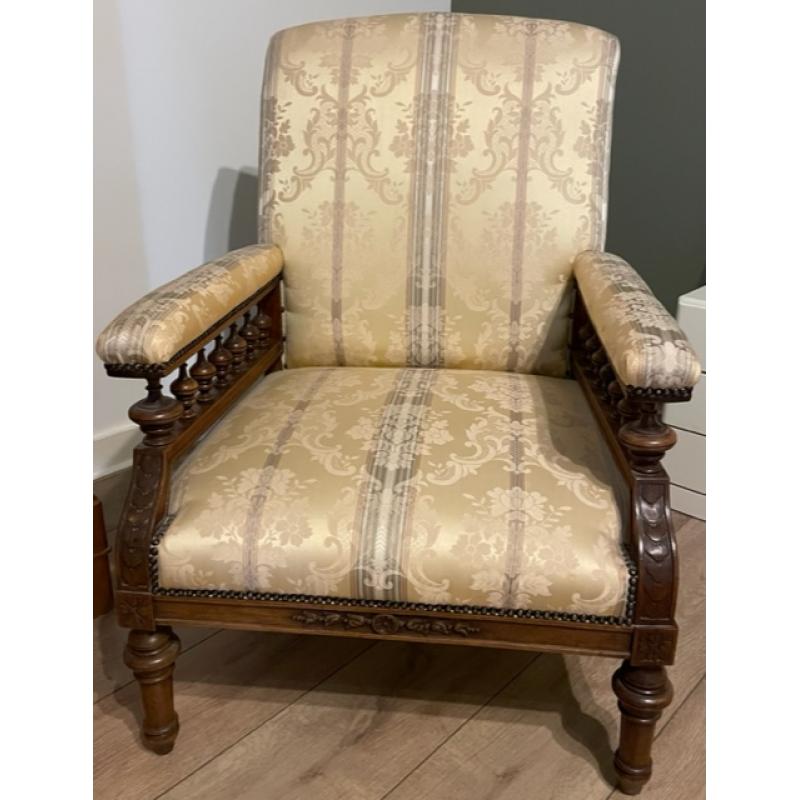 Antieke fauteuil
