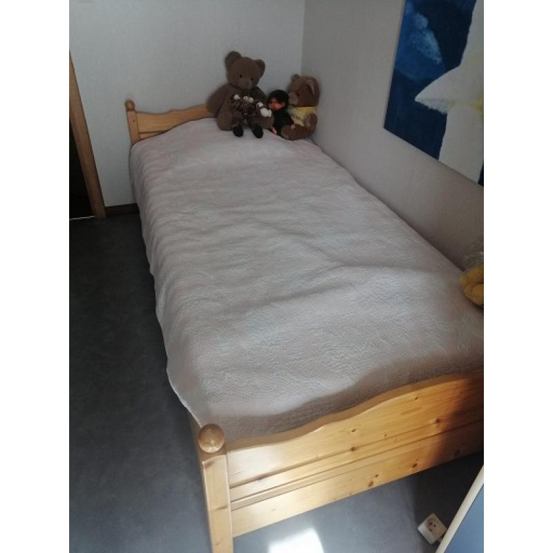 Mooi éénpersoonsbed