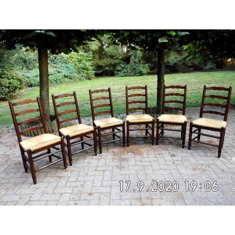 6 rustieke eiken stoelen
