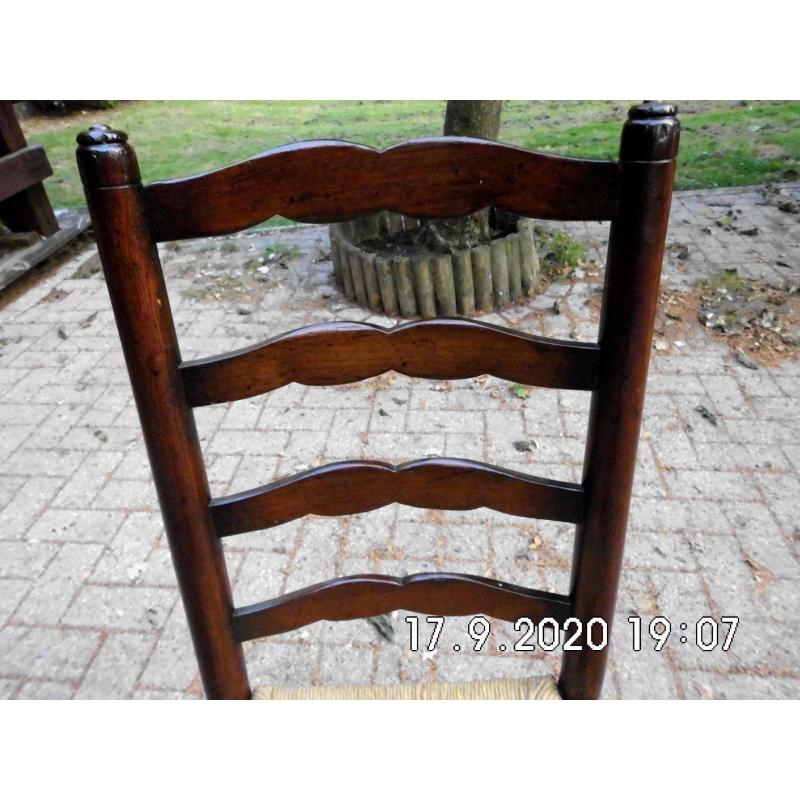 6 rustieke eiken stoelen