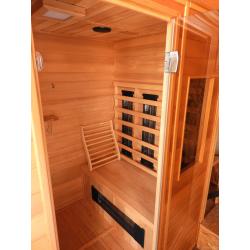 infrarood/magnesium oxide stralers sauna nieuwstaat 4pers.