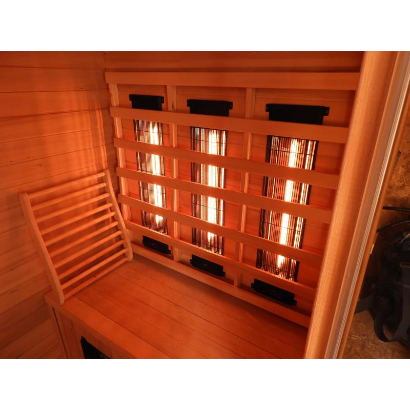 infrarood/magnesium oxide stralers sauna nieuwstaat 4pers.