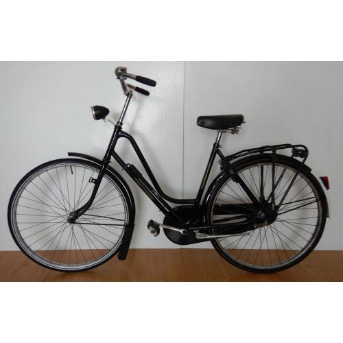 Damesfiets  (de fiets is beschikbaar)