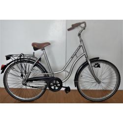 Damesfiets  (de fiets is beschikbaar)