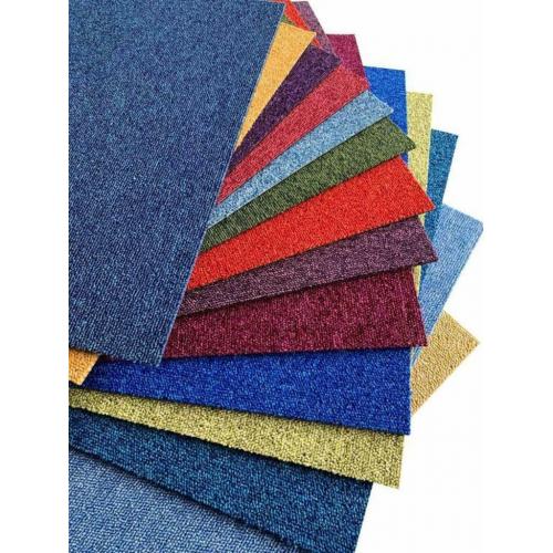 Kleurrijke tapijttegels in de mix - Nieuw en in A Kwaliteit