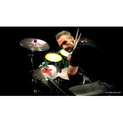 Drumles via internet € 15,- p/4wk of €60,- p/4wk incl.verhuur E-drumstel