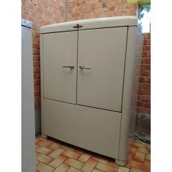 Vintage Koelkast 'Frigidaire' van GeneralMotors met 2 deuren