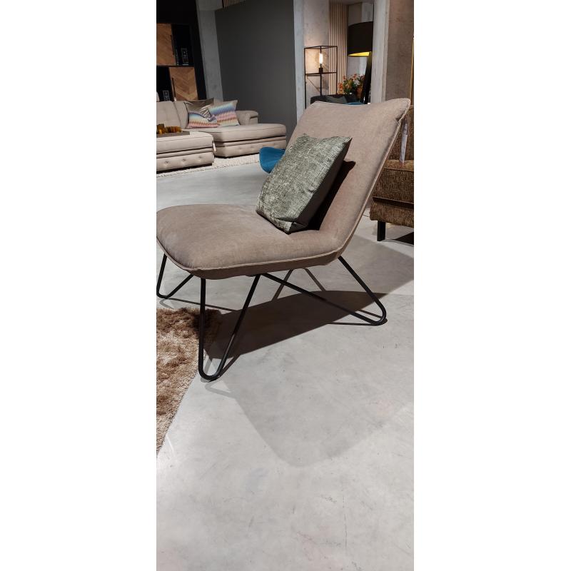 Holiday Fauteuil Poot Zwart Metaal €599,-