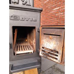 Te koop DOVRE houtkachel