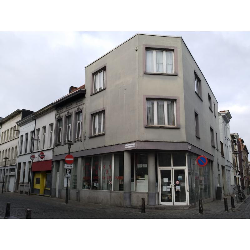 TE KOOP OPBRENGSTEIGENDOM ANTWERPEN
