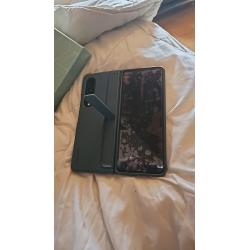 Samsung galaxy Z fold 128gb