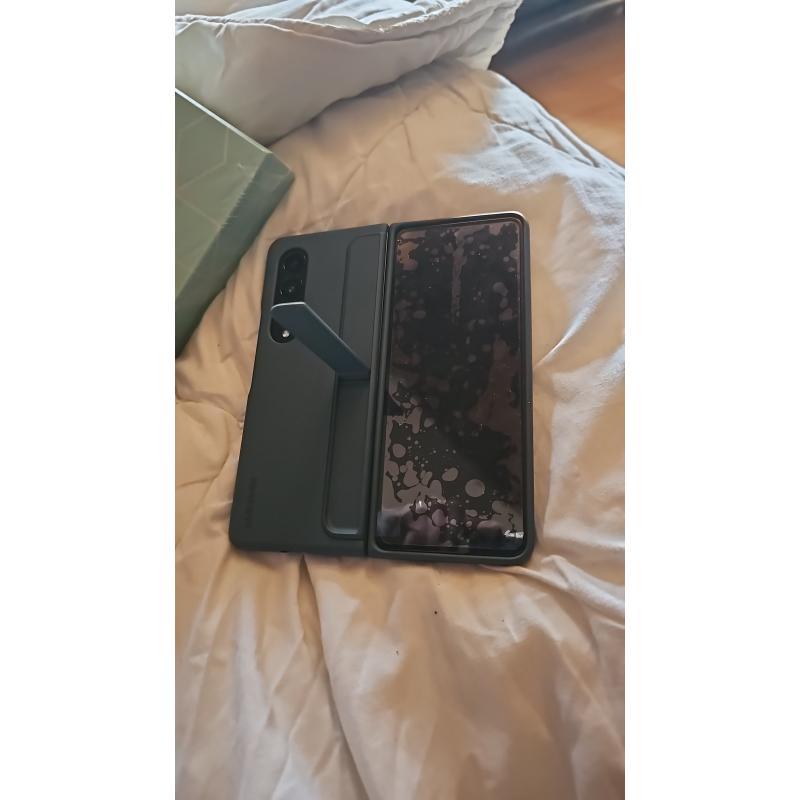 Samsung galaxy Z fold 128gb