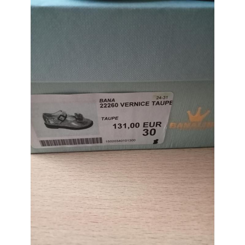 Nieuwe schoentjes van het merk bannaline