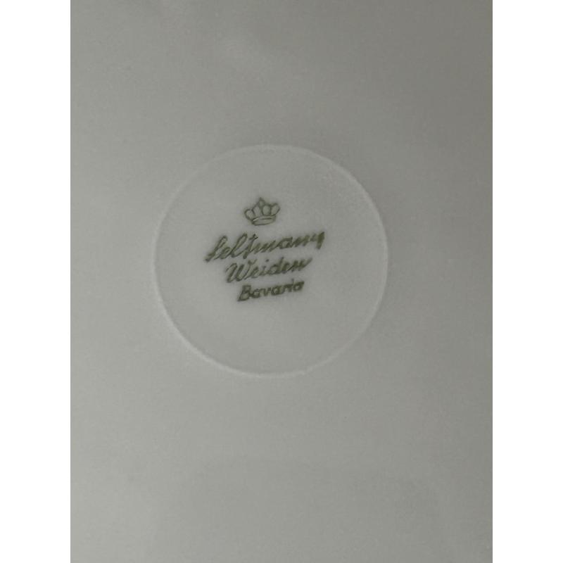 Vintage Koffieservies 12 personen met blaadjesmotief