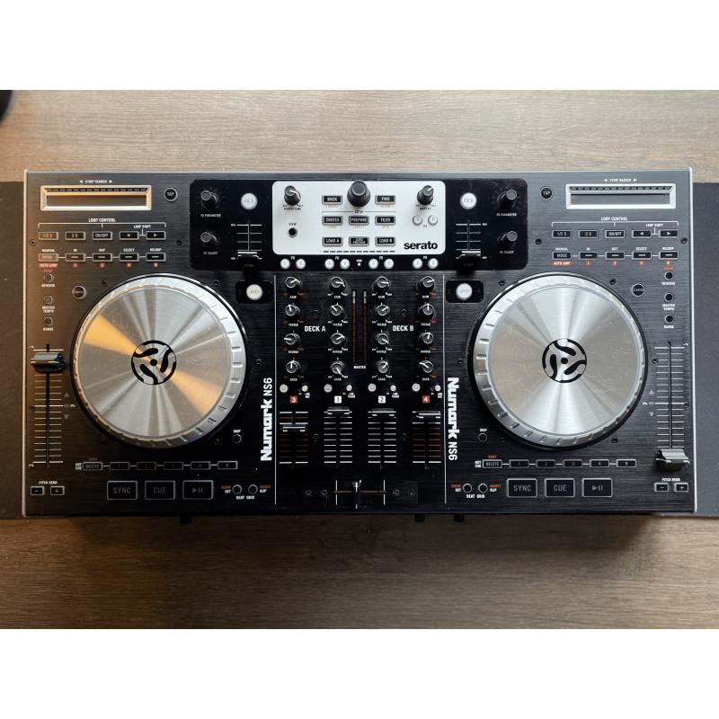 DJ Controller Numark NS6