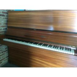 klassieke buffetpiano in zeer goede staat