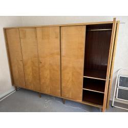 Slaapkamer sixties met recente lattenbodem