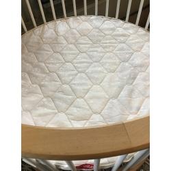 Babybox, rond 'park', GRATIS wipstoeltje erbij
