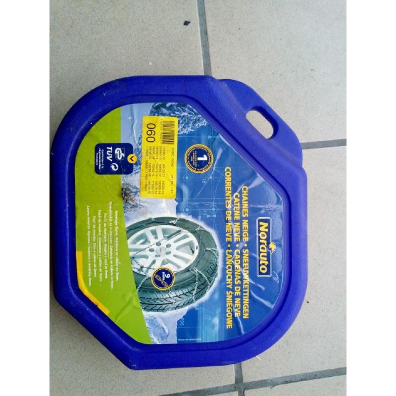 Te Koop : sneeuwkettingen ( nieuw)