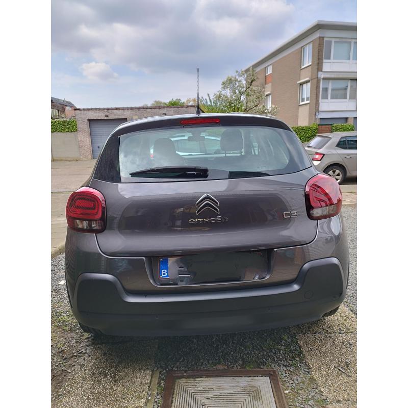 Auto van eerste eigenaar met onderhoudsboekje