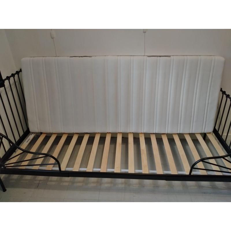 Metalen bed 80x200 (incl. lattenbodem, matras & handleiding)