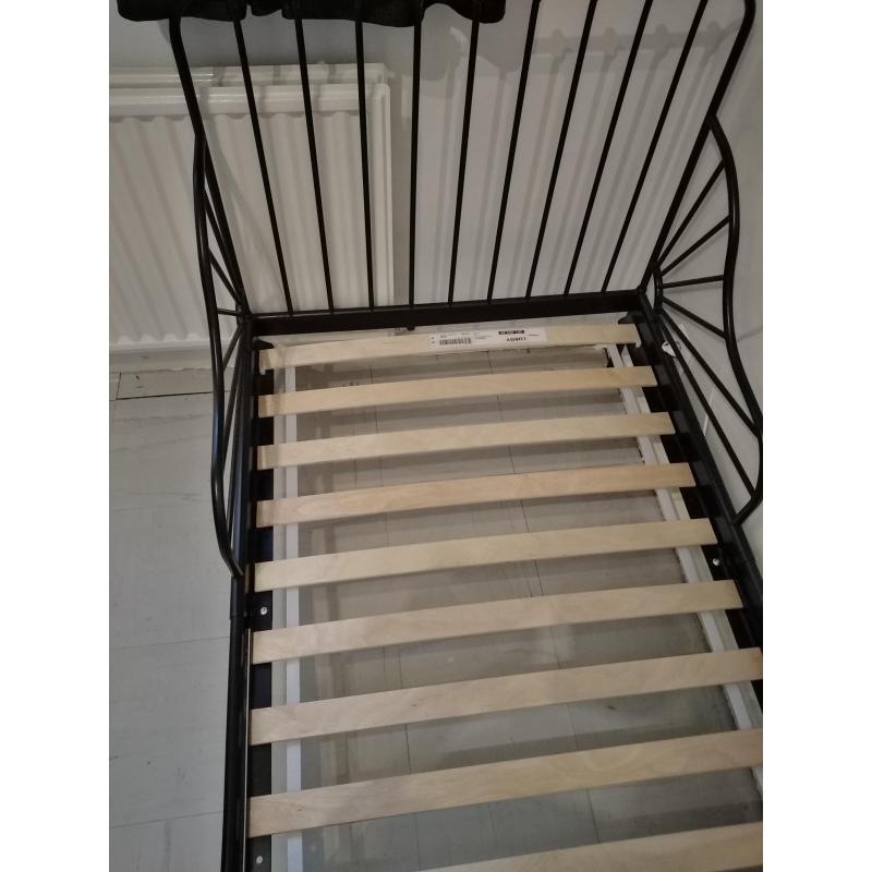 Metalen bed 80x200 (incl. lattenbodem, matras & handleiding)