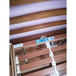 Lot van 4 EIKEN 1 - persoonsbedden mèt lattenbodem