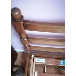 Lot van 4 EIKEN 1 - persoonsbedden mèt lattenbodem