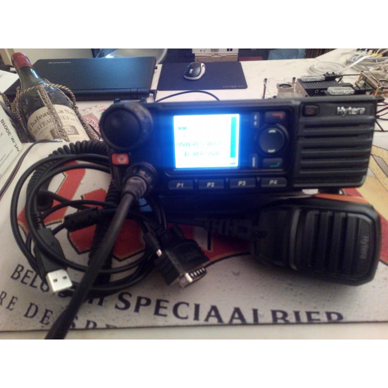 HYTERA MD 785 GPS  MOBILE uhf