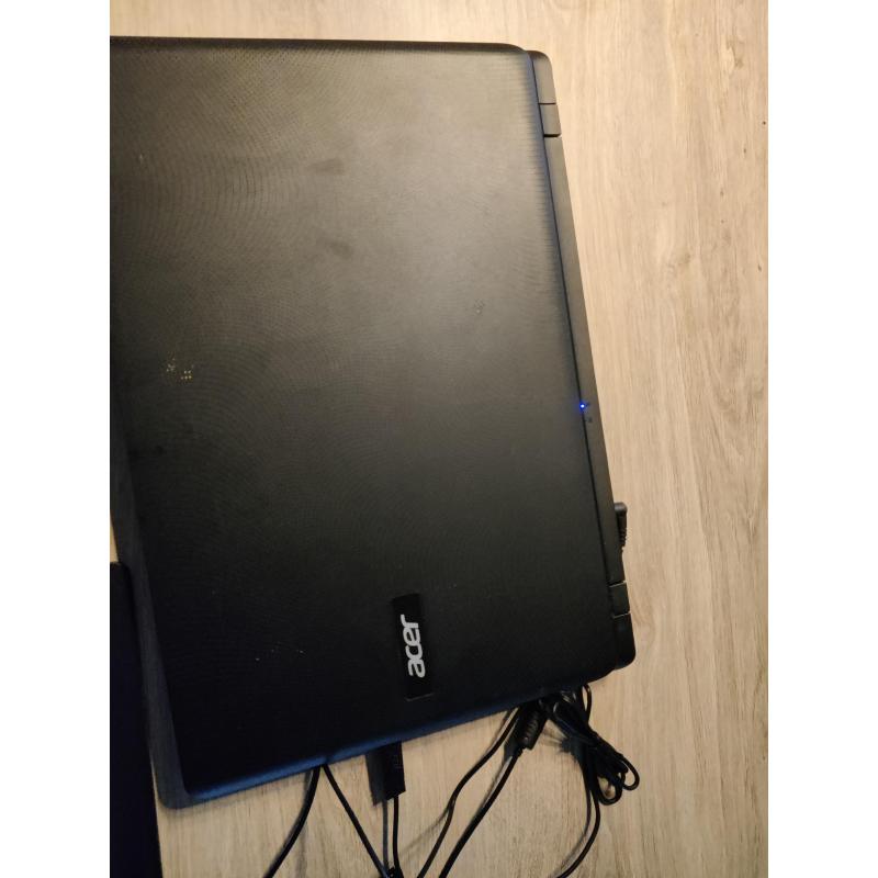 Acer es17 laptop