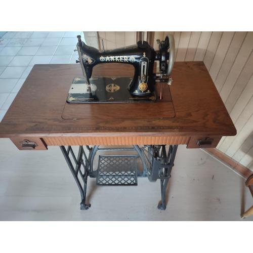 antiek naaimachine anker