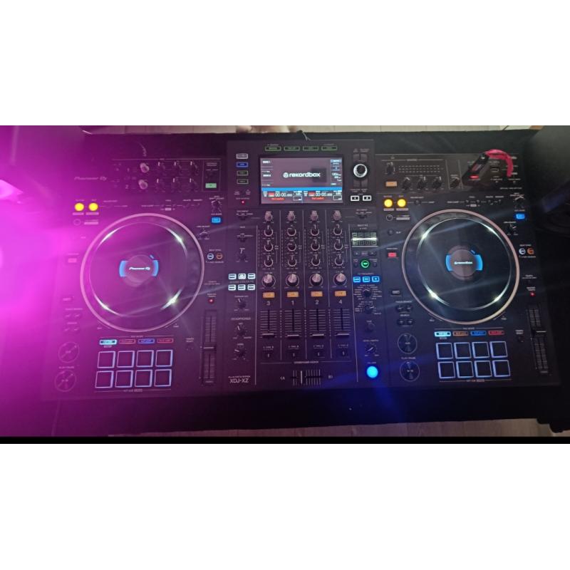 PIONEER XDJ XZ TE KOOP ALS NIEUW !