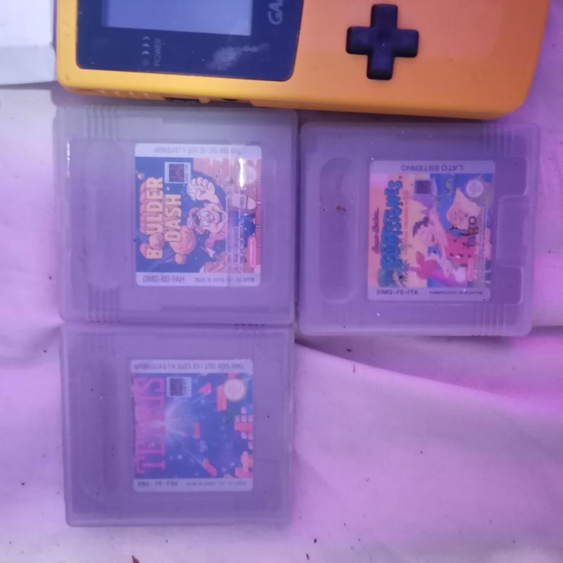 Gameboy met 3 spelletjes