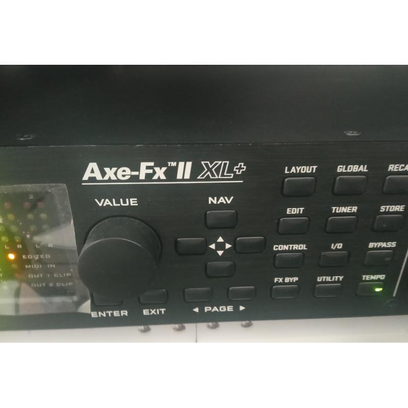 Axe FxII XL