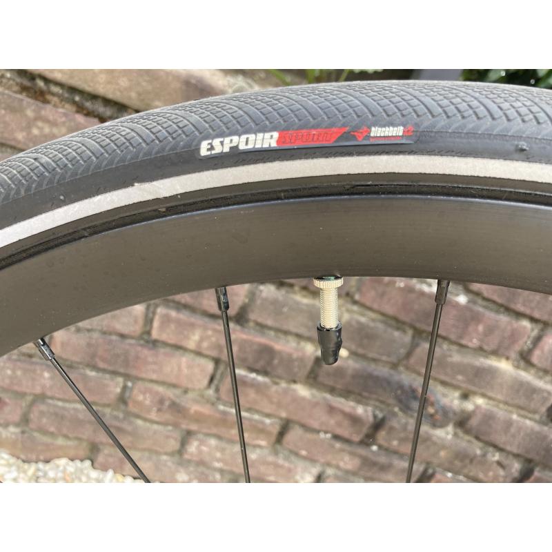 Specialized sirrus carbon