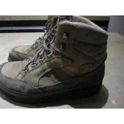 MEINDL WANDELSCHOENEN mt 42