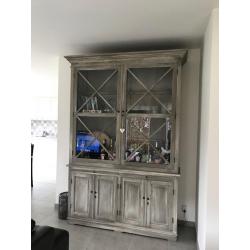 leuke vitrinekast