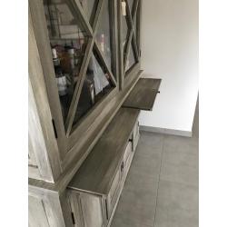 leuke vitrinekast