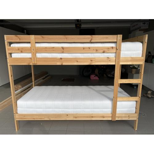 Hoogslaper of stapelbed