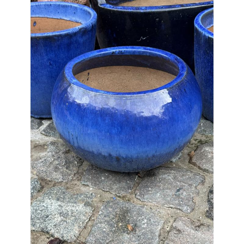 bloempot blauw (glazed egg blue)