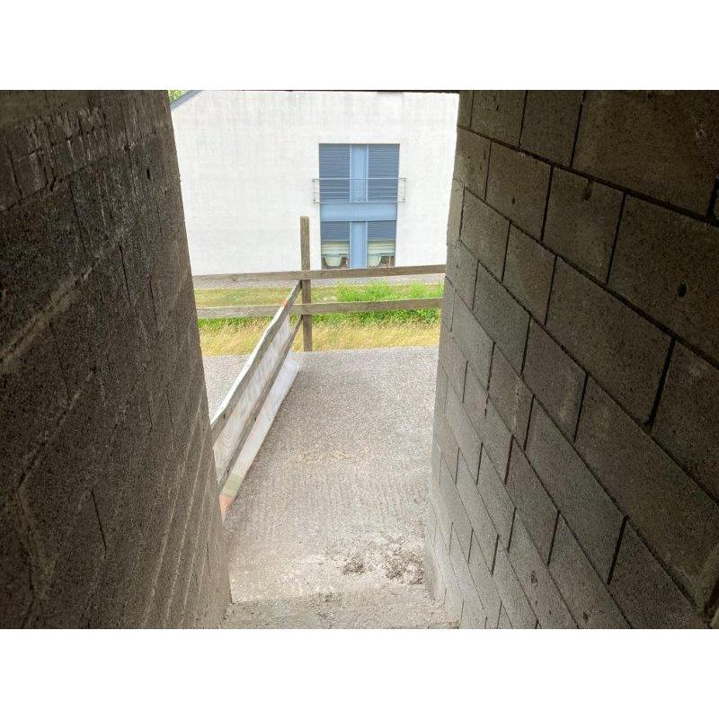 BERTRIX : terrein (39a52ca) met open ruwbouw – VAS1423
