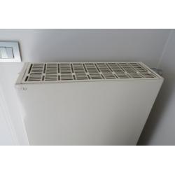 Def radiator met ingebouwde th-kraan