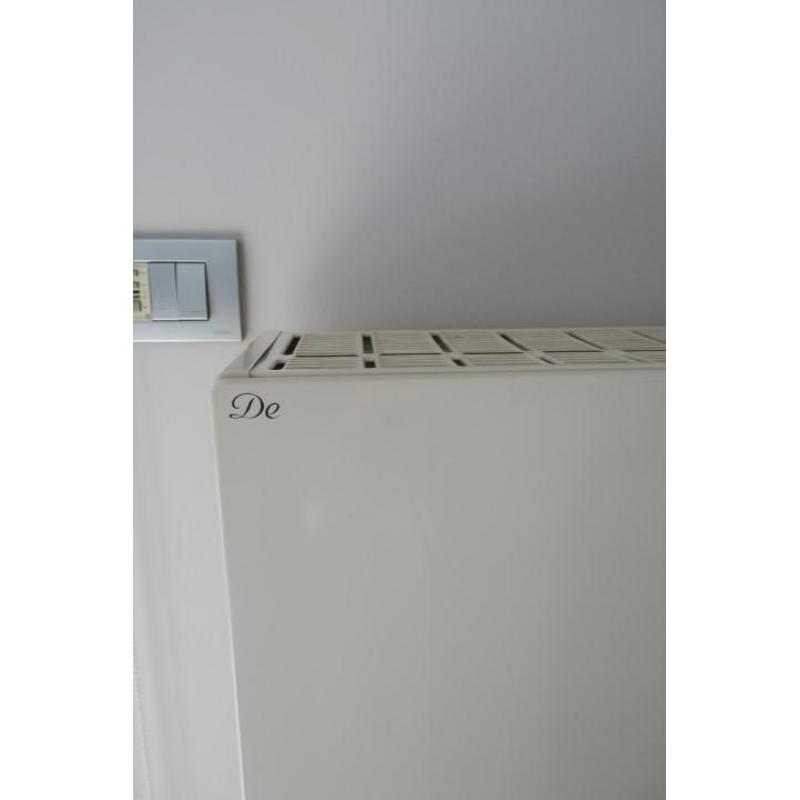 Def radiator met ingebouwde th-kraan