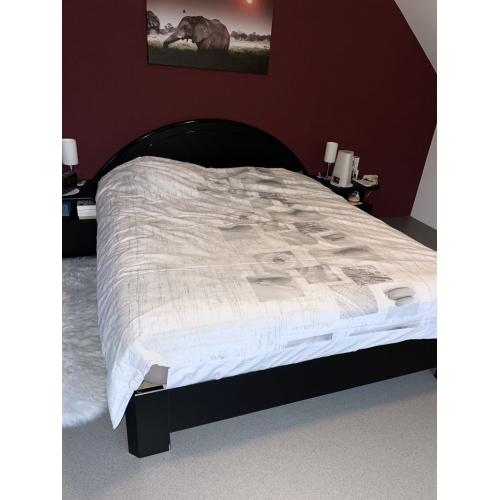 Bed.
