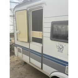 Trekcaravan alles incluis