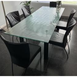 6 lederen zwarte designstoelen merk Montis Spica